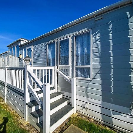 Luxury Caravan At Seaview Holiday Park In Kent Ref 47034Pb Уитстабл Экстерьер фото