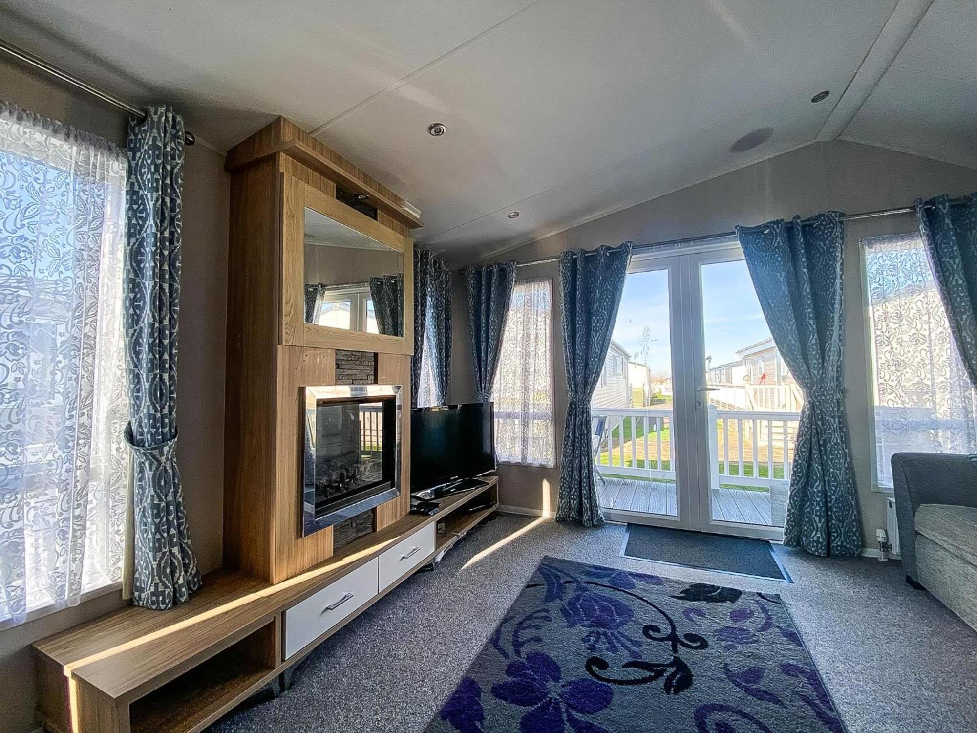 Luxury Caravan At Seaview Holiday Park In Kent Ref 47034Pb Уитстабл Экстерьер фото